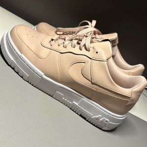 Nike women's AF1
